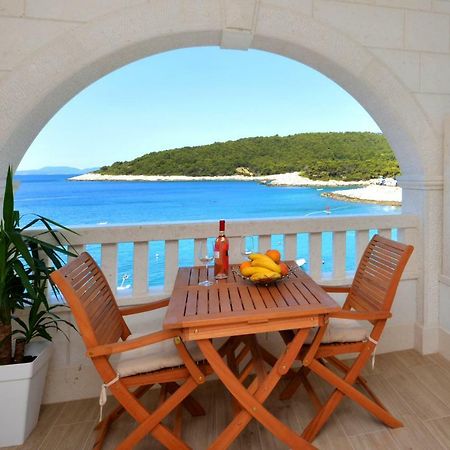 Villa Stonehouse Milna  Exterior photo