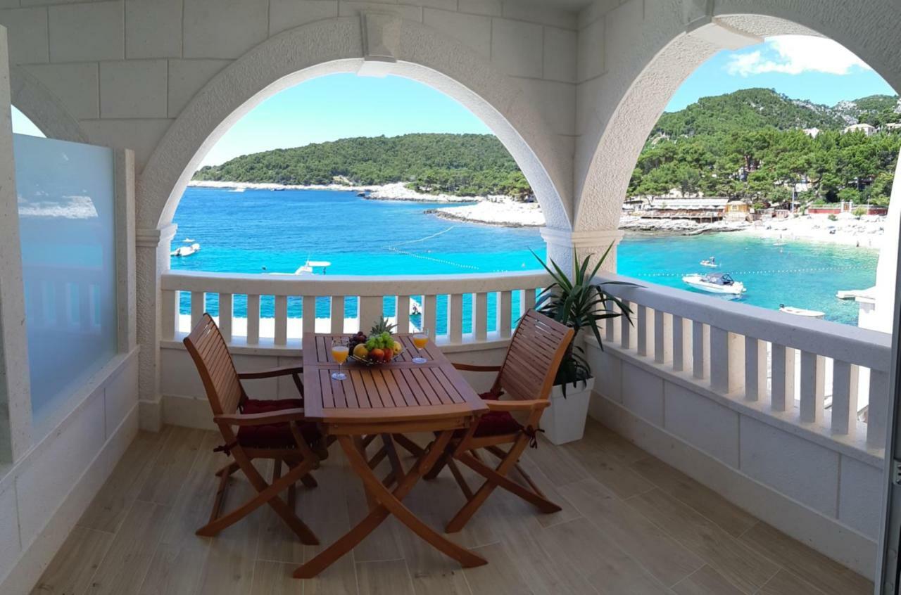 Villa Stonehouse Milna  Exterior photo